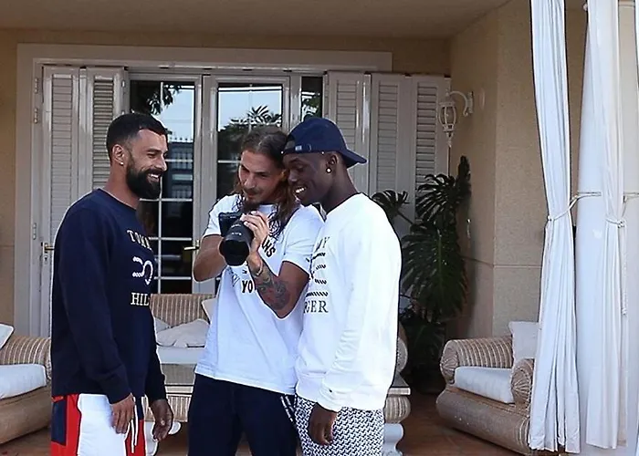 Apartmán Bayside Concha House - Beachfront Oasis With Heated Pool Playa Honda (Lanzarote)