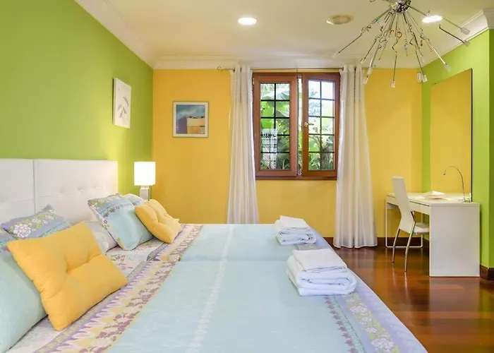 Bayside Concha House - Beachfront Oasis With Heated Pool Apartmán