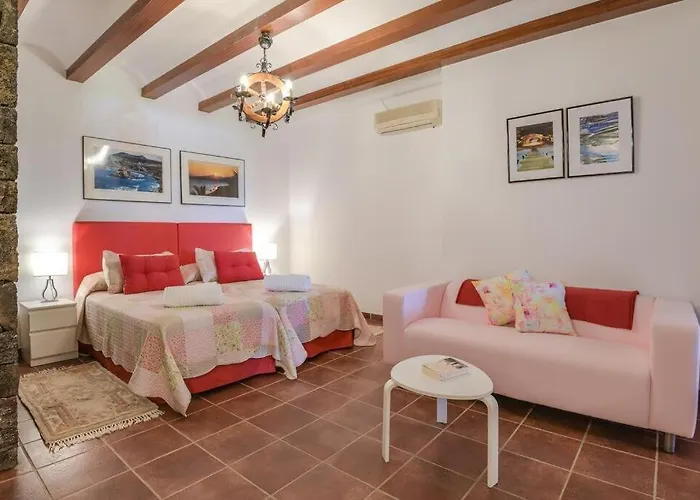 Bayside Concha House - Beachfront Oasis With Heated Pool Apartmán