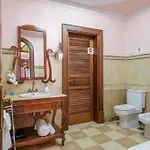 Apartment Bayside Concha House - Beachfront Oasis With Heated Pool *
