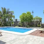 Bayside Concha House - Beachfront Oasis With Heated Pool Apartment