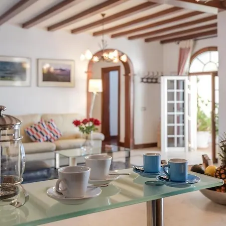 Bayside Concha House - Beachfront Oasis With Heated Pool Apartment *