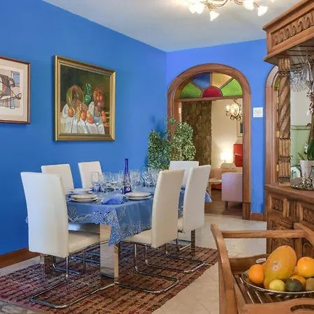 Bayside Concha House - Beachfront Oasis With Heated Pool * Playa Honda (Lanzarote)
