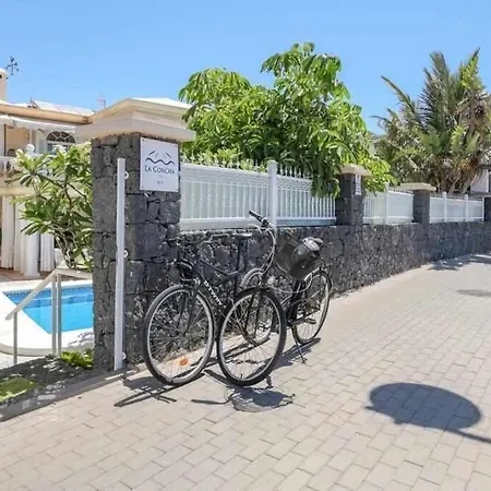 Bayside Concha House - Beachfront Oasis With Heated Pool Playa Honda (Lanzarote)