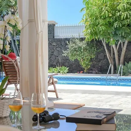 La Concha Beachfront Heated Pool