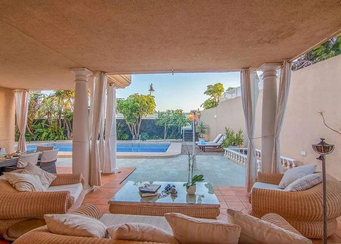 Bayside Concha House - Beachfront Oasis With Heated Pool Lejlighed Playa Honda (Lanzarote)