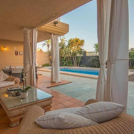 아파트 Bayside Concha House - Beachfront Oasis With Heated Pool *