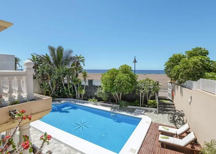 아파트 Bayside Concha House - Beachfront Oasis With Heated Pool 플라야 온다