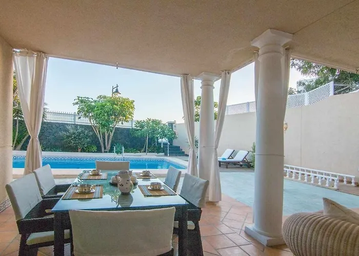 Bayside Concha House - Beachfront Oasis With Heated Pool 아파트 플라야 온다